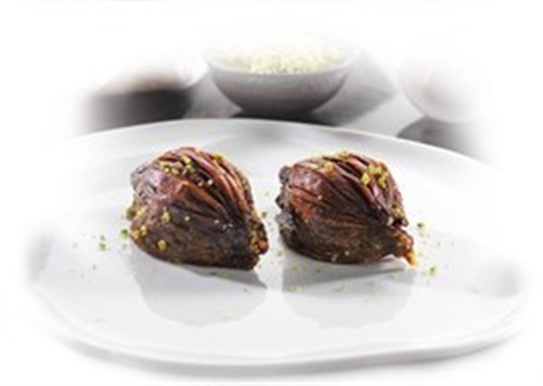 Midye-Baklava mit Schokolade (2,2-KG-TABLETT)