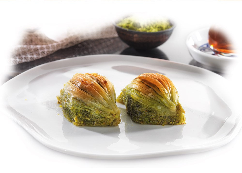 Midye-Baklava (Pistazien) (2,2-KG-TABLETT)