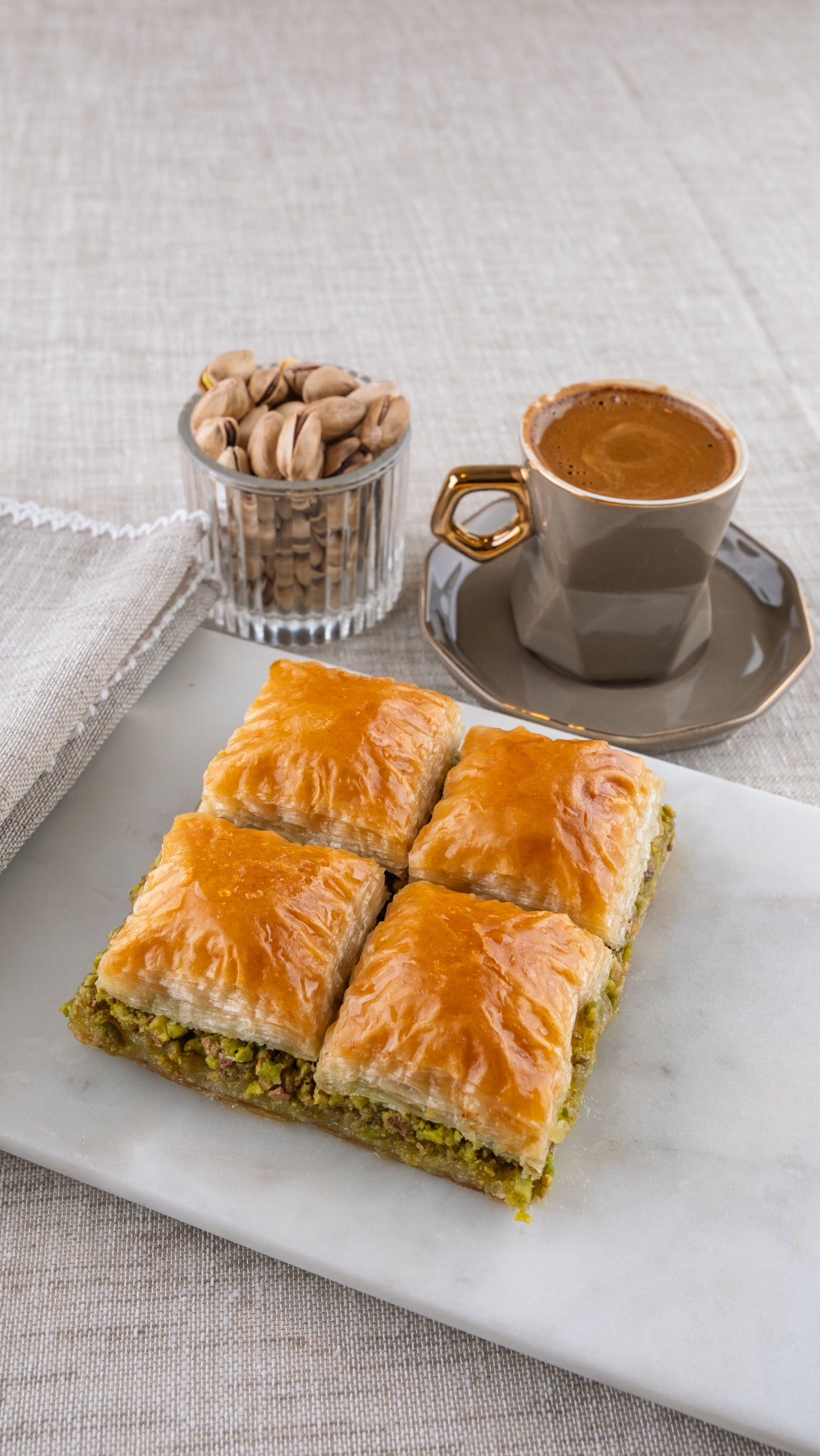 Özel Kare Baklava (1,3 kg)